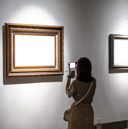 blank frame in gallery